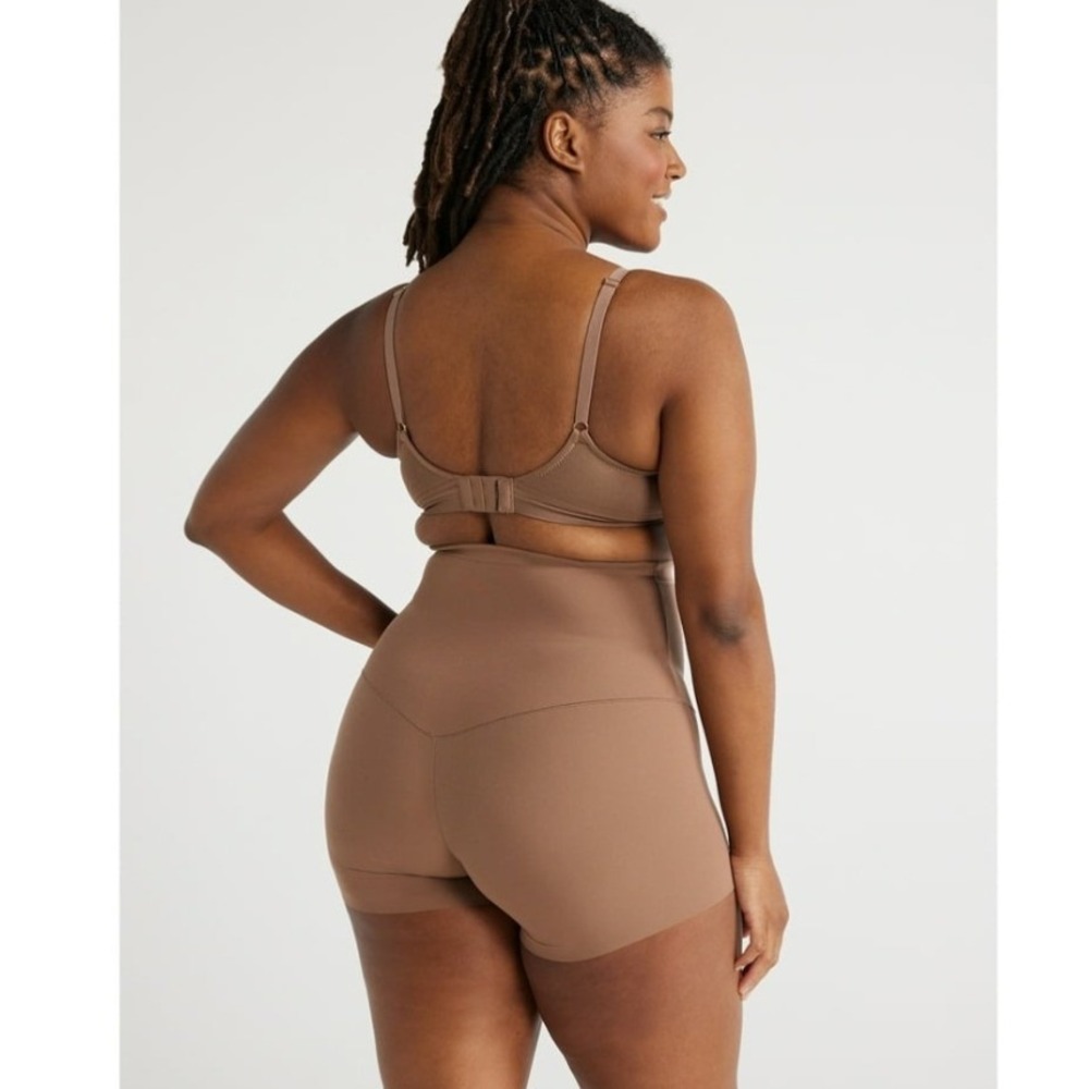 Joyspun Mid-Rise Shaping Boyshort XXL Moroccan Brown Seamless Medium Support NWT - Picture 4 of 9